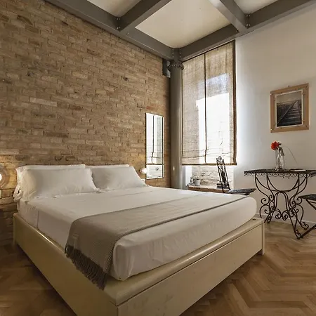 Santomaro Sea-loft Bed & Breakfast