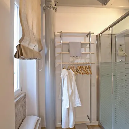 Alojamento de Acomodação e Pequeno-almoço Santomaro Sea-loft Civitanova Marche
