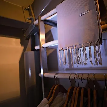 Santomaro Sea-loft Bed & Breakfast *