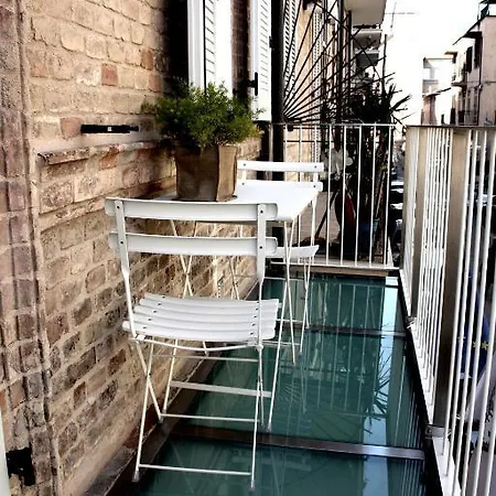 Santomaro Sea-loft Bed & Breakfast *
