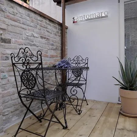 Alojamento de Acomodação e Pequeno-almoço Santomaro Sea-loft Civitanova Marche